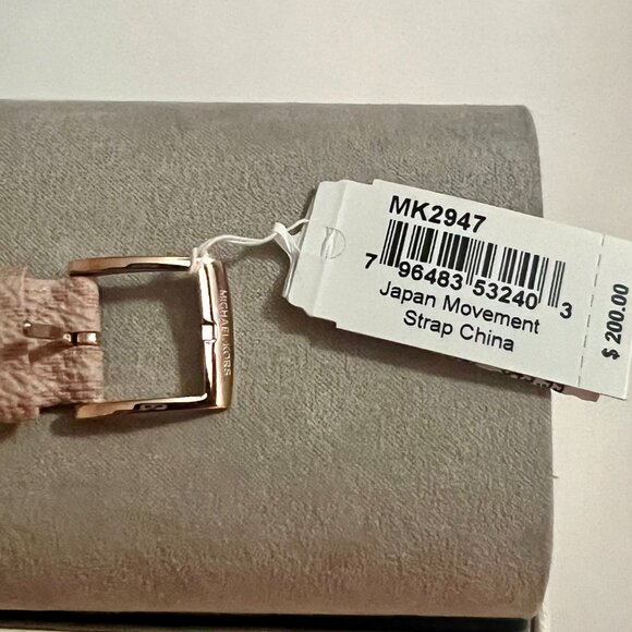 Michael Kors Addyson Three Hand Pink PVC Women's Watch MK2947 - Picture 6 of 6